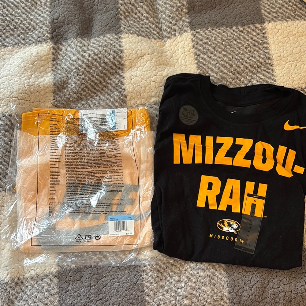 Nike T-shirts - Mizzou